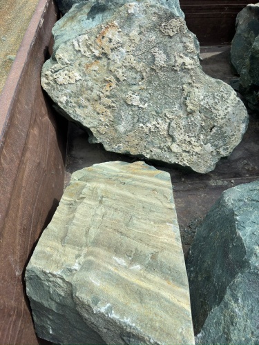 Ландшафтные глыбы зелёные 200-500 килограмм купить в Луховицах