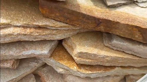 Плитняк златолит жёлтый золотистый для отмостки купить в Луховицах