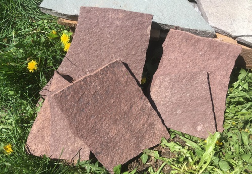 Плитняк лемезит бордовый для цоколя 1,5-2 см купить в Луховицах