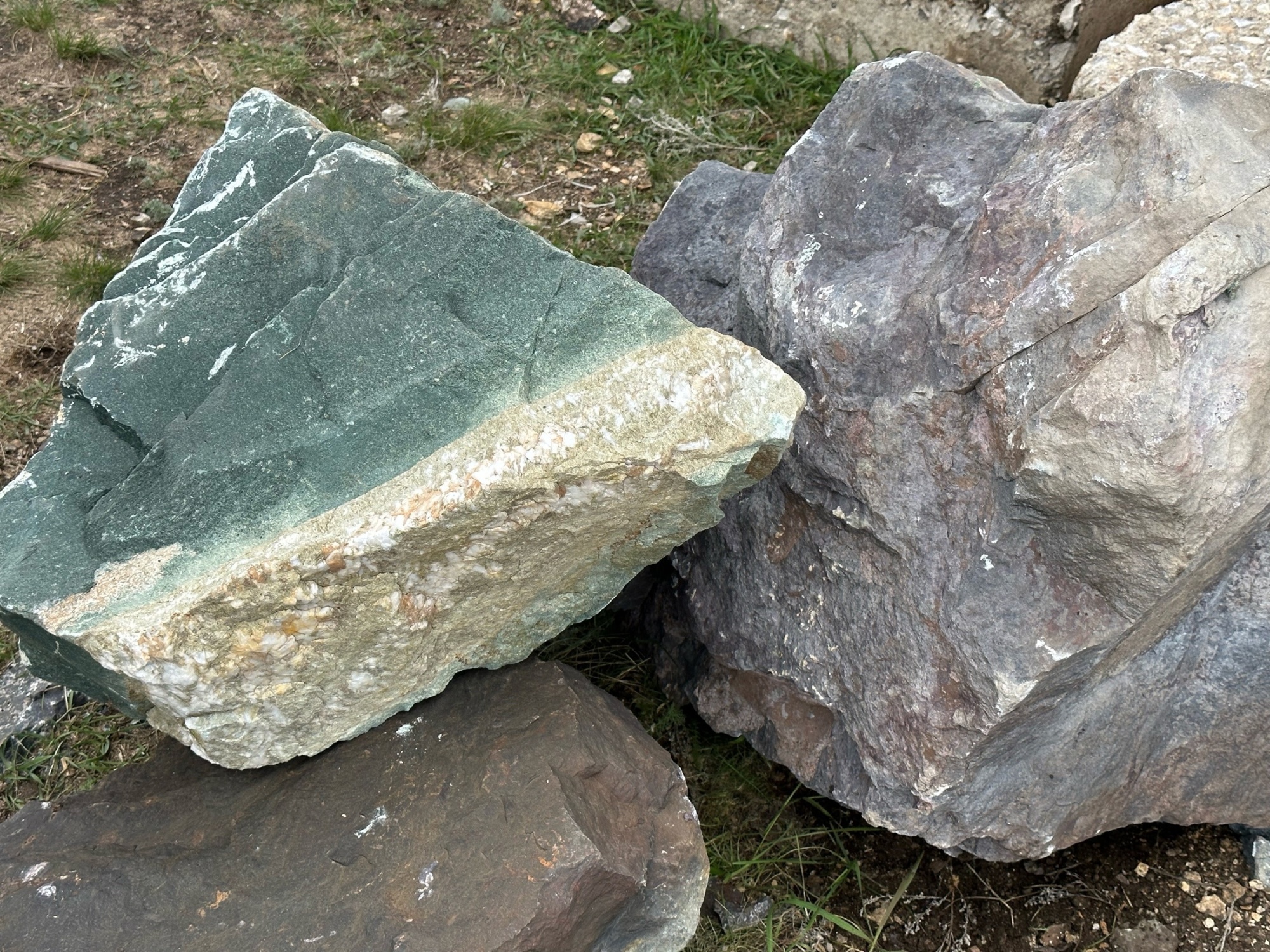 Камни для ландшафтного дизайна зелёные 10-60 килограмм купить в Луховицах