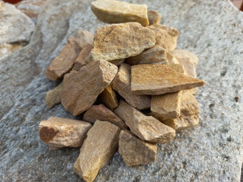 Златолит жёлтый декоративная каменная крошка купить в Луховицах