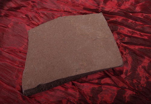 Плитняк лемезит бордовый для цоколя 1,5-2 см купить в Луховицах