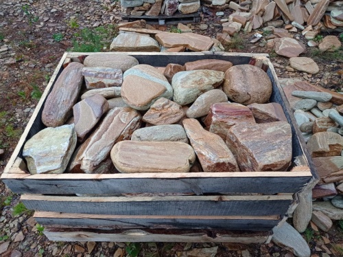 Златолит жёлтый, жёлто-зелёный глыбки и валуны для ланшафтного дизайна купить в Луховицах